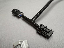 Cargue la imagen en el visor de la galería,Nissan Frontier Camper Shell Harness Set